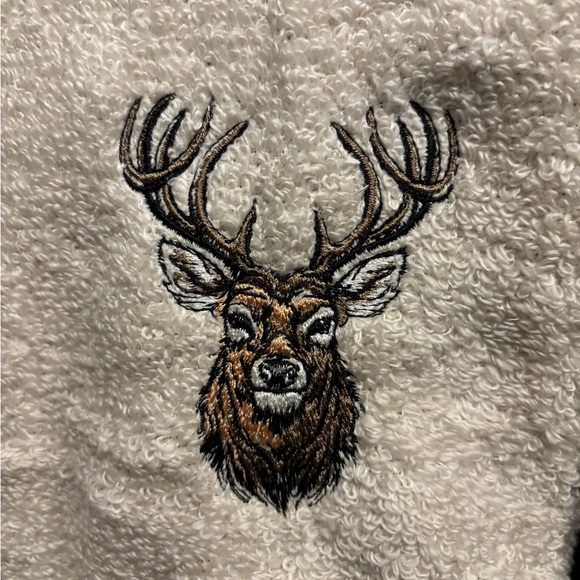 Embroidered Deer Bath Towel Set - Cream and Brown - Picture 3 of 3